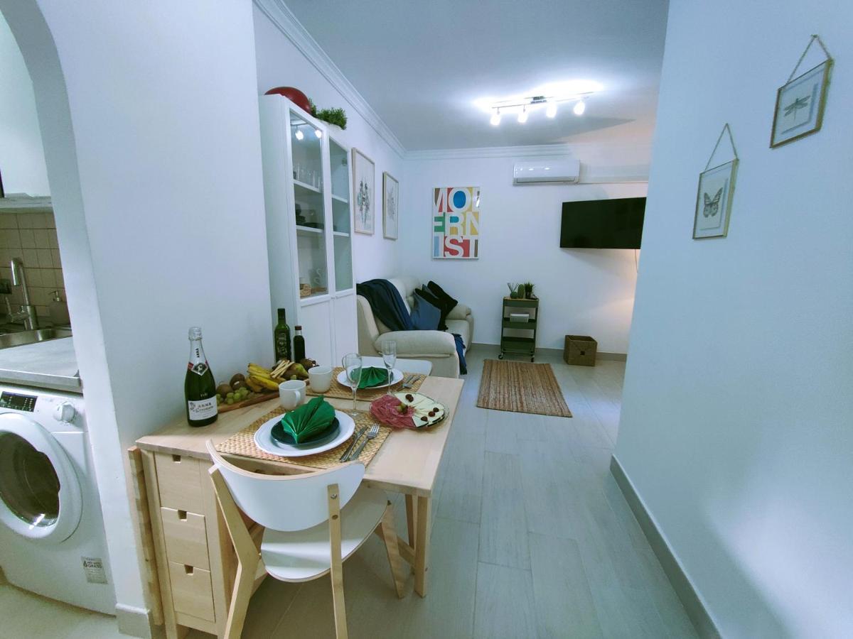 Sage Palm Apartment By Namaste Elite マラガ エクステリア 写真