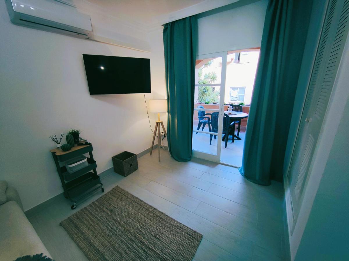 Sage Palm Apartment By Namaste Elite マラガ エクステリア 写真